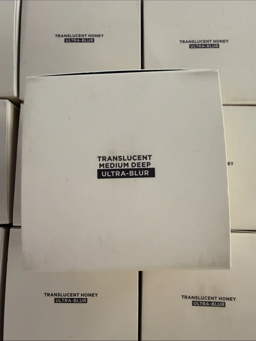 laura mercier Translucent Loose Setting Powder - White/Cream Box
